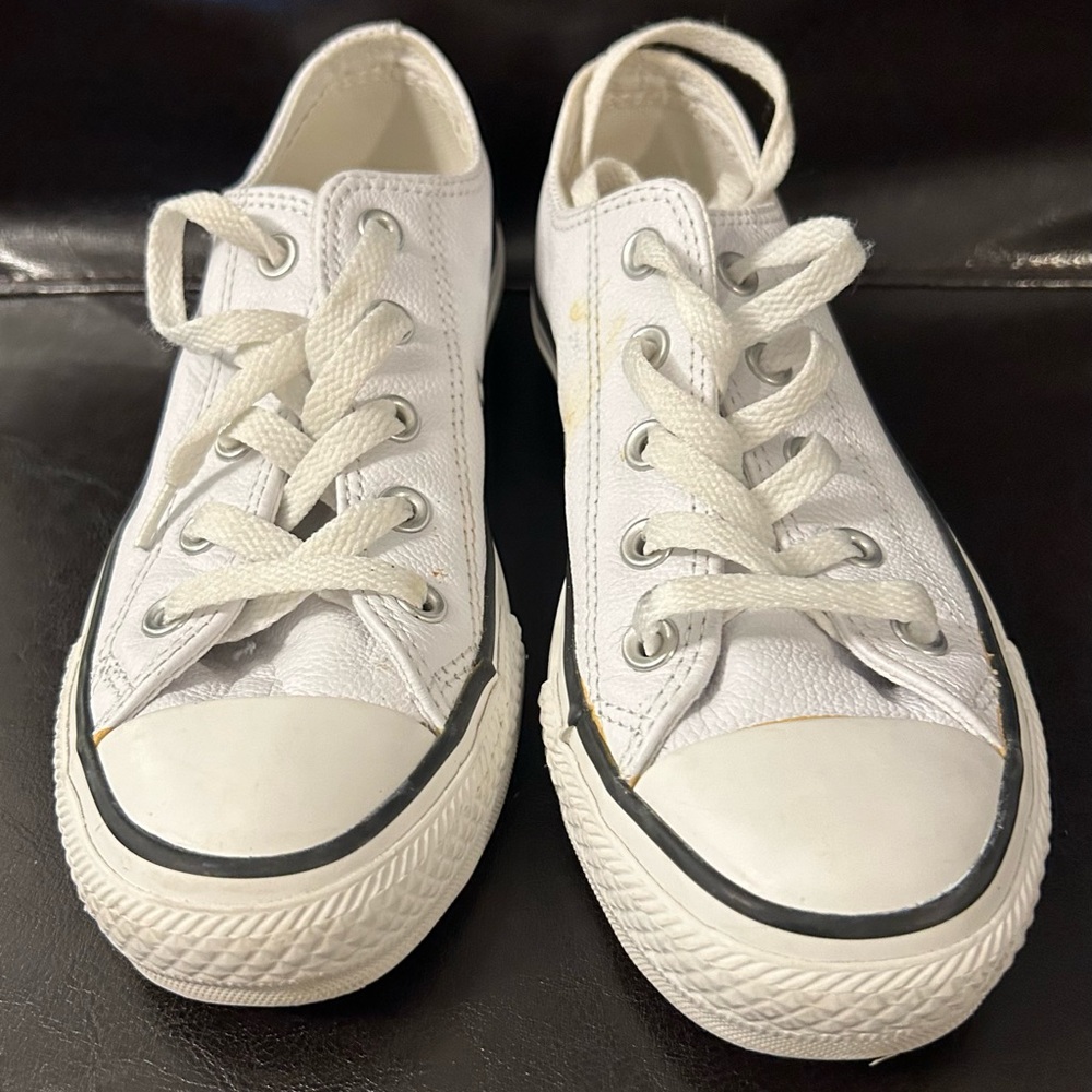 Women’s leather Converse